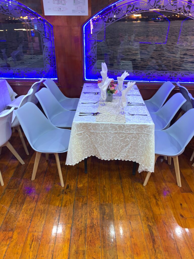 Dhow Cruise Dinner Ambiance