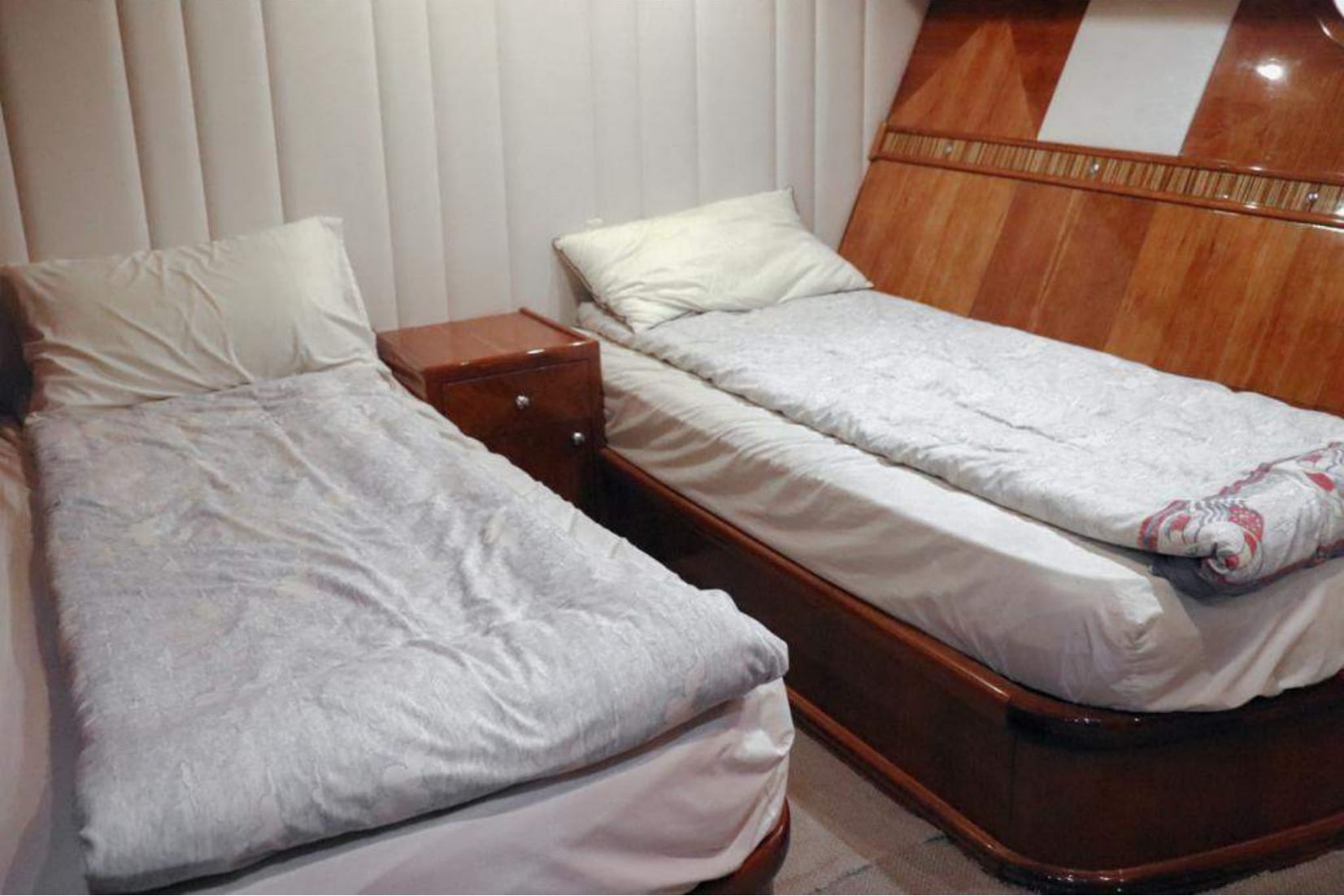 Dubai Harbour 36 ft Yacht: Cozy Sleeping Quarters