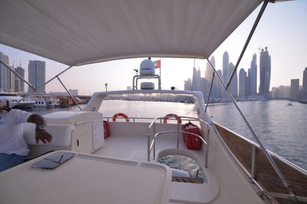 Dubai Marine 60 ft Yacht: Open Sitting Area with Panoramic Views