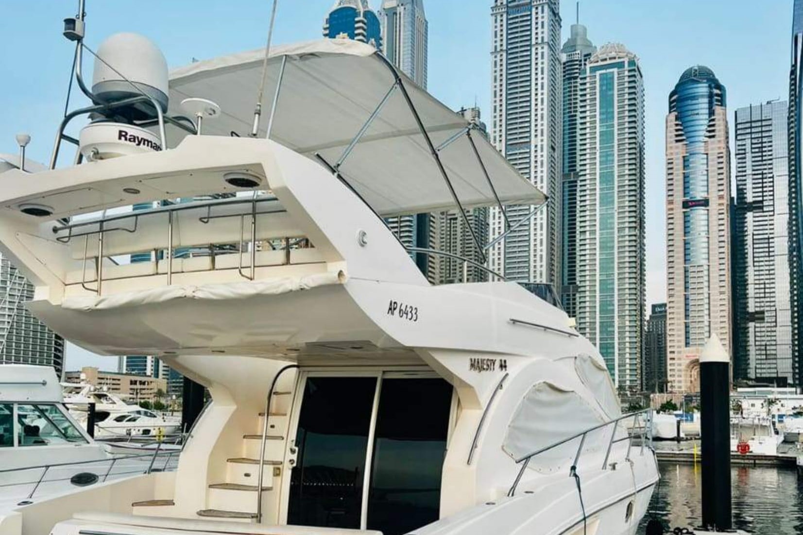 Steps to Luxury on the Majesty 50 ft Yacht